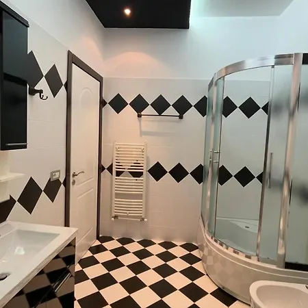 Amelia Heritage House - By Delmar *