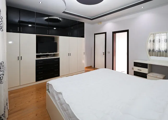 Amelia Heritage House - By Delmar