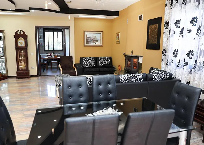 Amelia Heritage House - By Delmar Pensjonat *