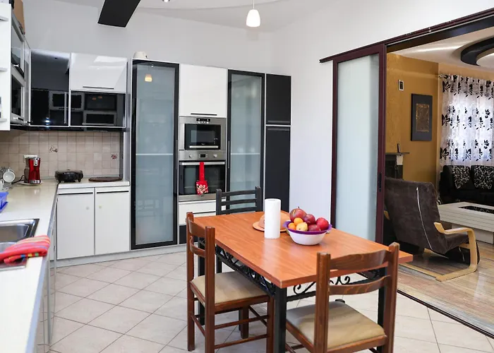 Pensjonat Amelia Heritage House - By Delmar *